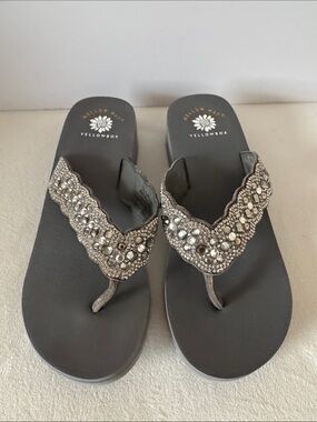 Yellow Box sparkle flip flops